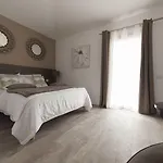 Suimi's Hotel