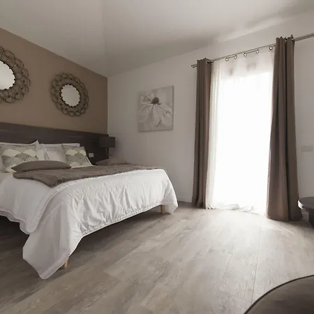 Suimi's Готель