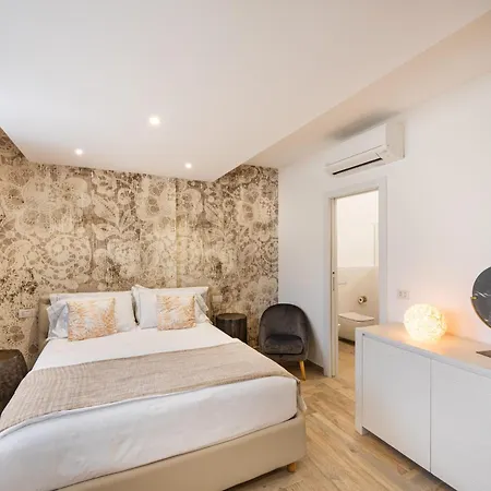 Suimi's Hotel 3*