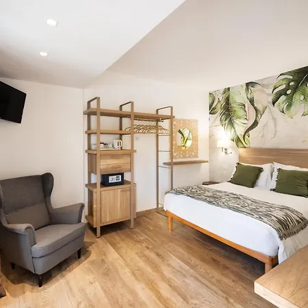 Suimi's Hotel 3*